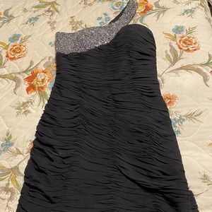 Basix II size 4 cocktail dress